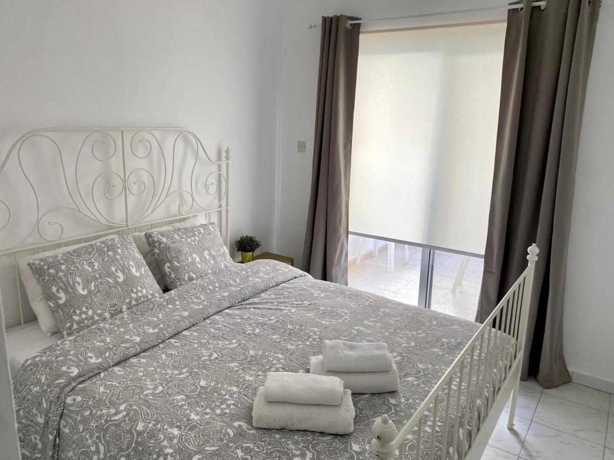 Kontheo Elli Ground Apt 2 Near The Beach Apartment Larnaca Exterior photo